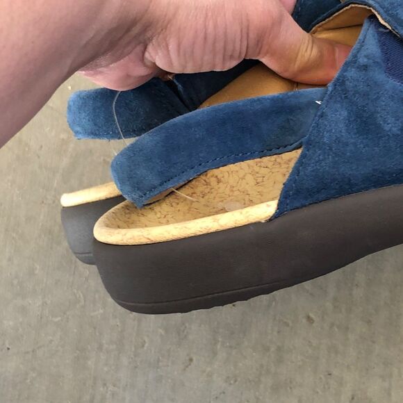 Revitalign Women’s 10 Blue Suede Comfort Sandals Orthotic Cork Footbed Slip-On - Picture 9 of 12